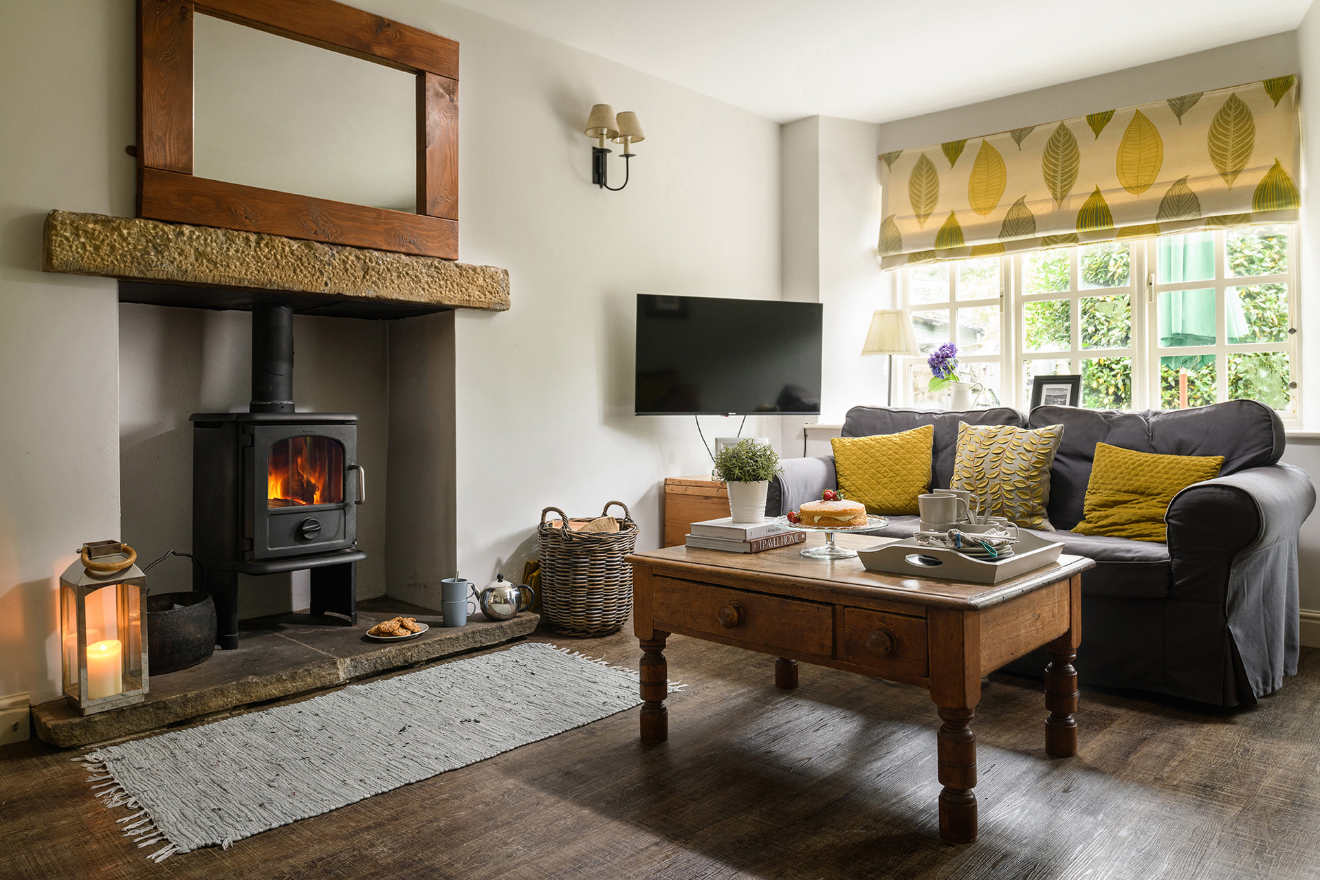 Background image - Bridge End Cottage 2022 081A